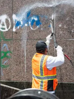 Graffiti Removal in Hamilton-01